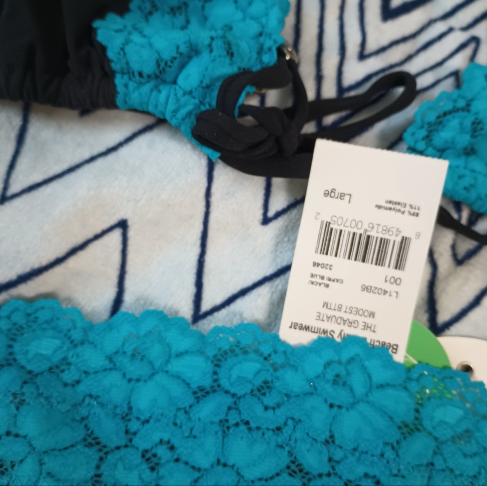 Beach Bunny The graduate large black and Capri Blue bikini NWT - Picture 3 of 7